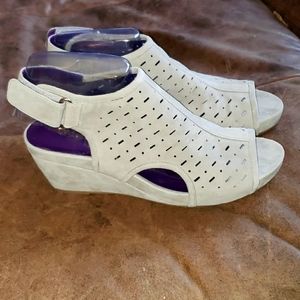 Vaneli Peep-toe Wedges